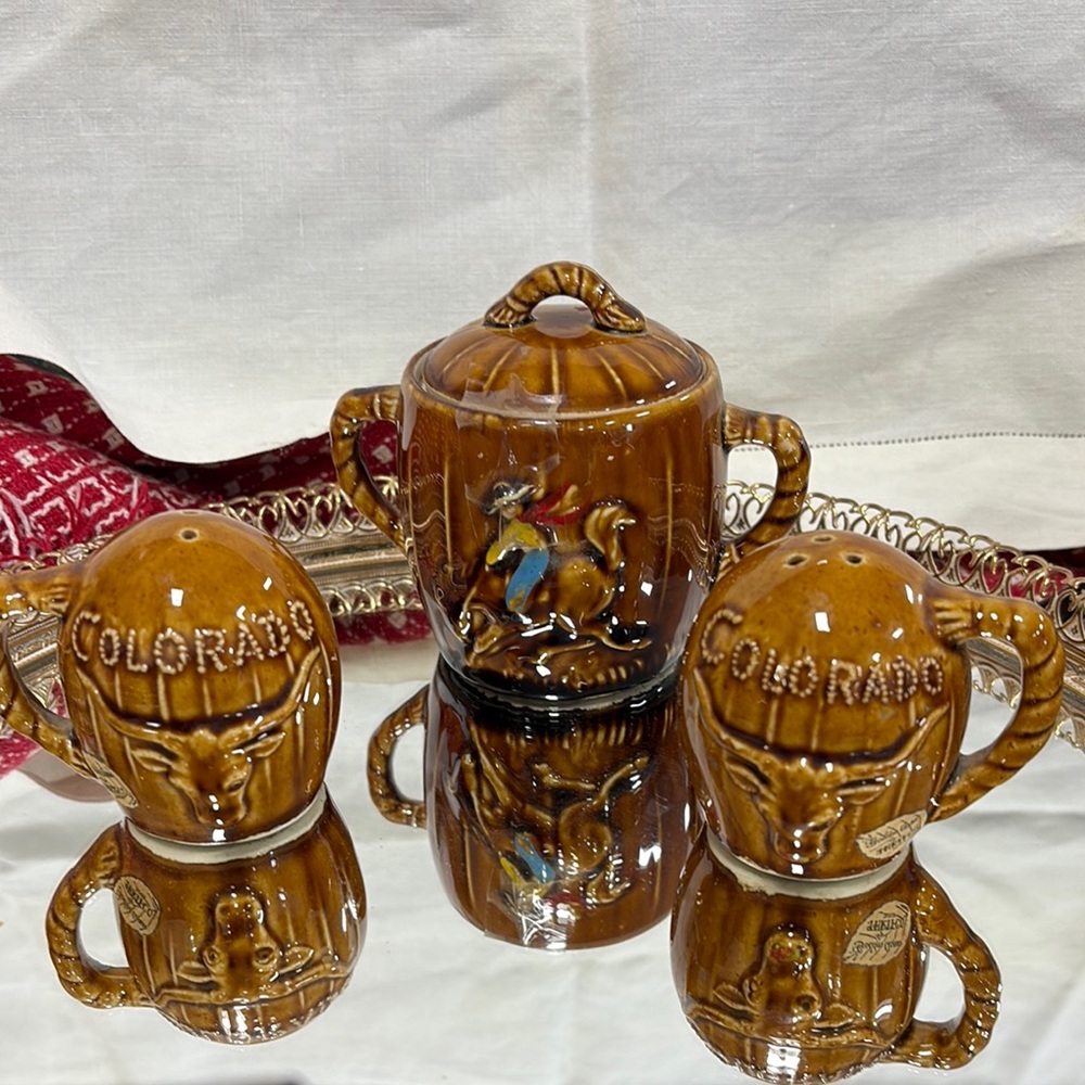 Vintage Colorado Ceramic 
Salt pepper and sugar
A10